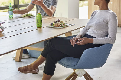 BuzziPicNic Table in lifestyle shot