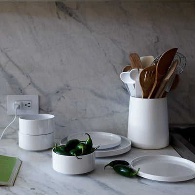Max Dinnerware (Set of 18)