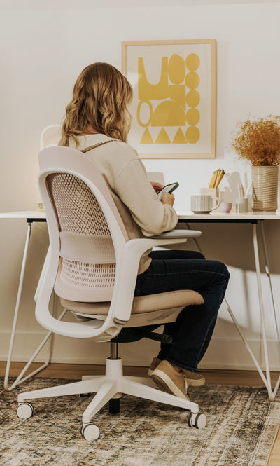 Market Wire Frame Desk in lifestyle shot