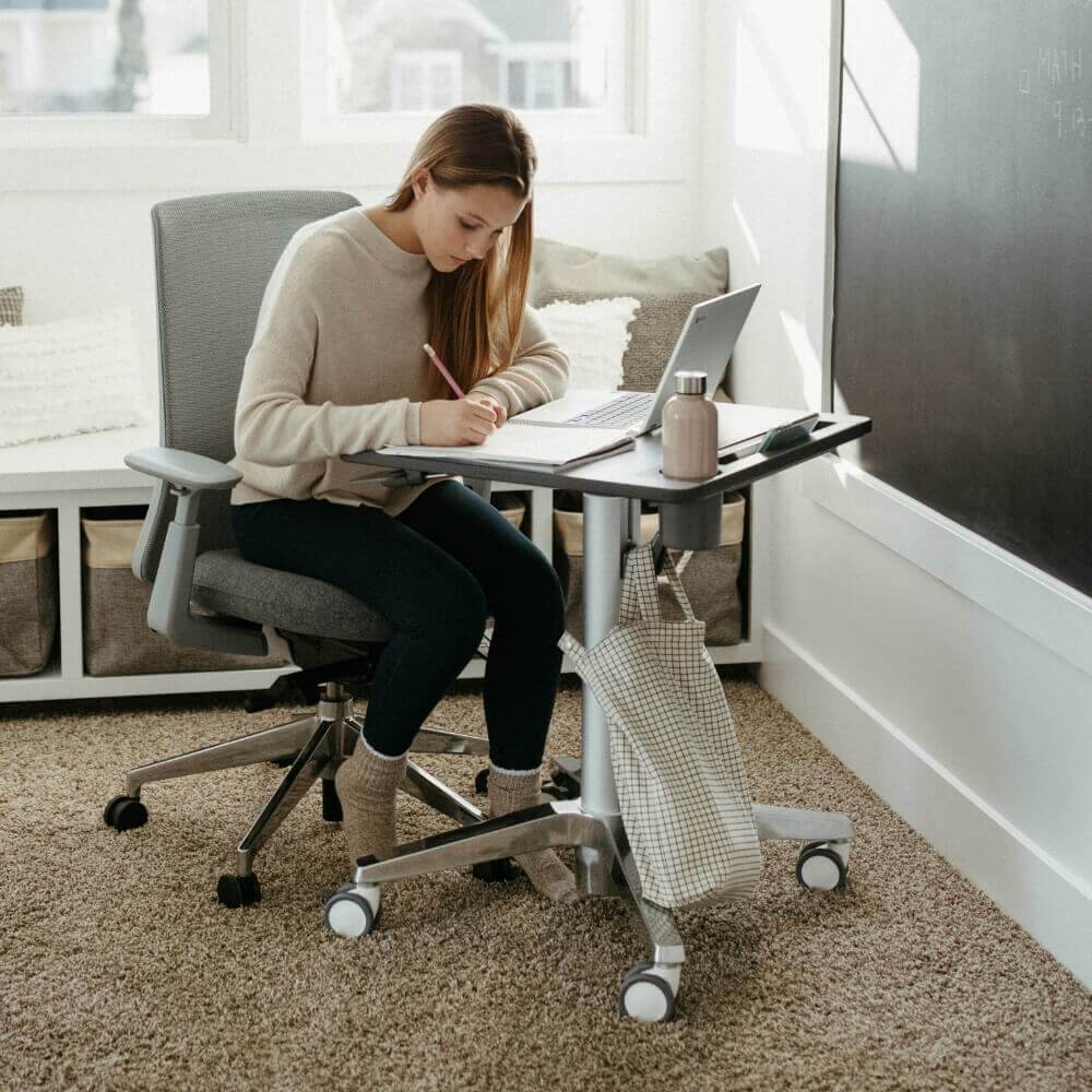 Ergotron LearnFit Sit-Stand Desk - Haworth Store