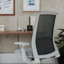 Load image into Gallery viewer, Very Digital Knit Office Chair with 4D Arms
